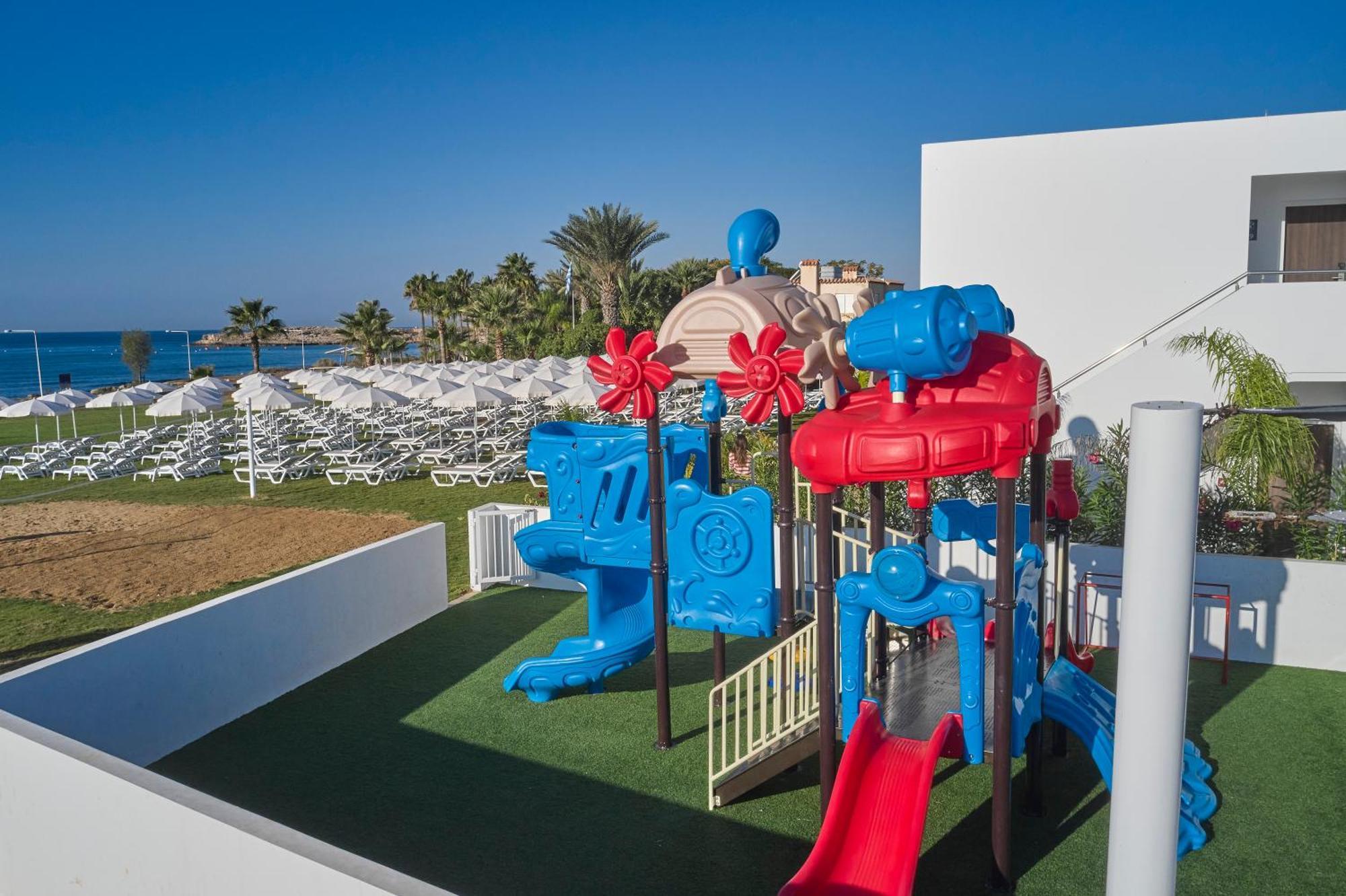 Atlantica Sungarden Park Agia Napa Exterior foto